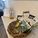 Tdy Tla Housing & Guest Апартаменты *