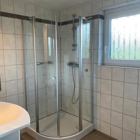 Tdy Tla Housing & Guest *