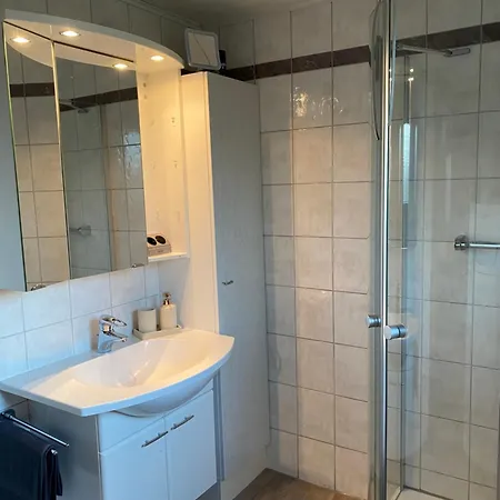 Tdy Tla Housing & Guest شقة Reichenbach (Oberlausitz)